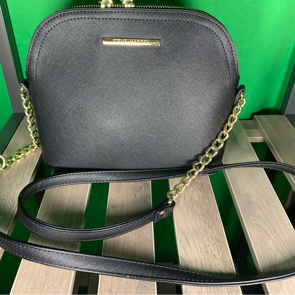 Steve Madden Maggie Saffiano black crossbody